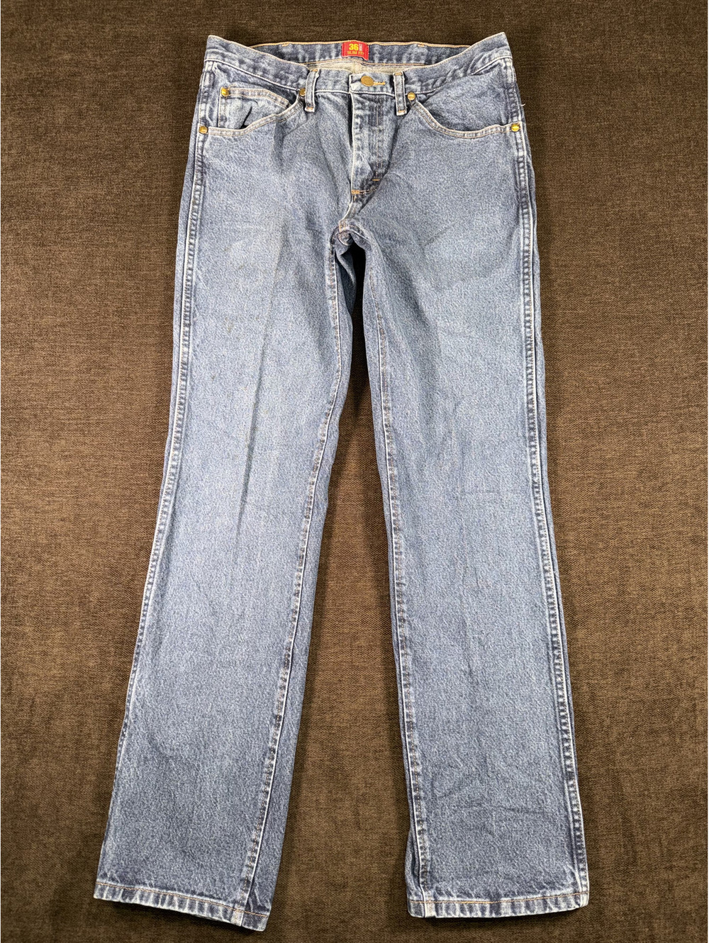Wrangler Classic Fit Light Blue Denim Jeans Size 33x34